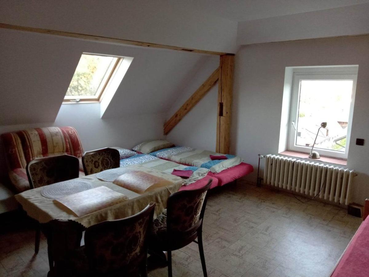 Apartman Police Nad Metuji Apartment Bagian luar foto