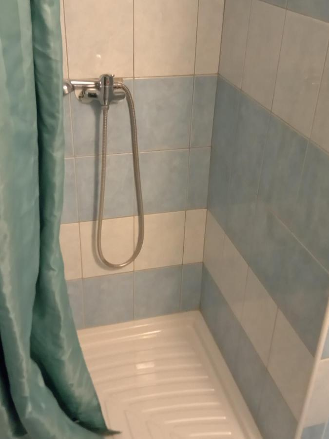 Apartman Police Nad Metuji Apartment Bagian luar foto